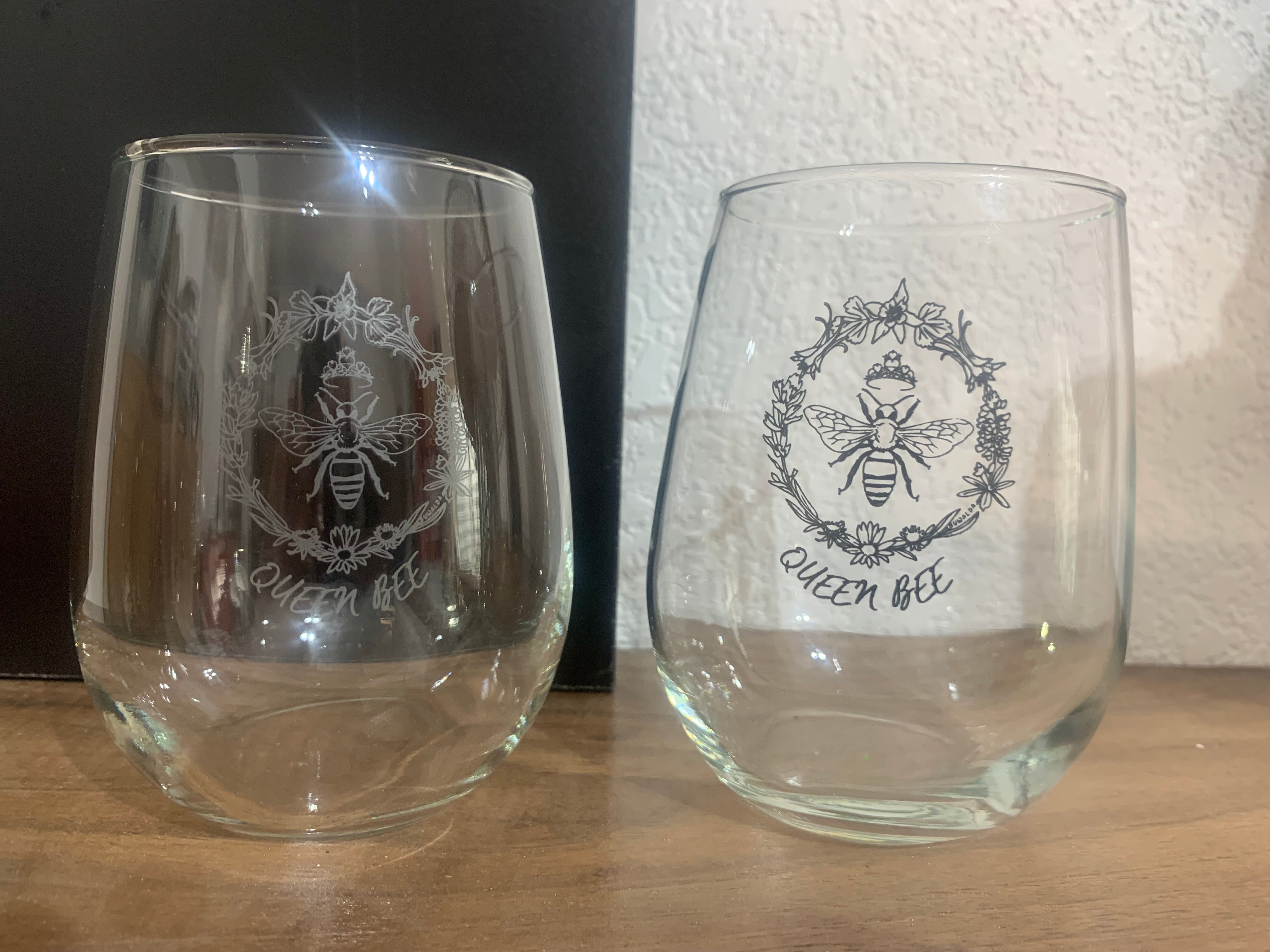 Queen Bee 17oz Wine Glass  LIMITED STOCK $15 PORCH PICK UP ONLY PM FOR DETAILS